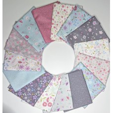 Lewis & Irene fat quarter bundle - Cassandra Connolly The Pressed Flower Collection